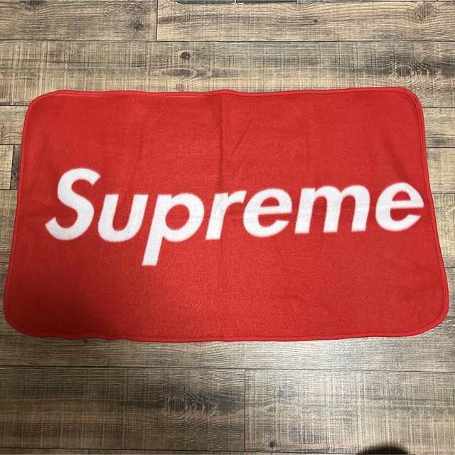 Supreme ブランケット