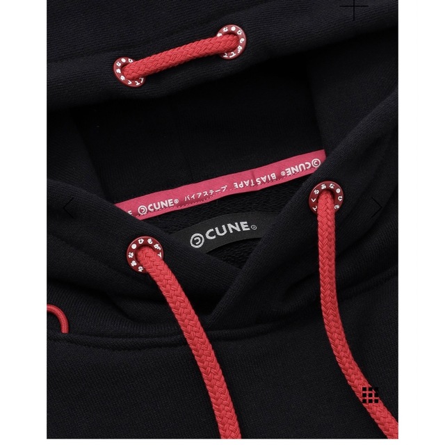 CUNE(キューン)のCUNE 直営店限定 赤うさぎ ポンチョ レディースのジャケット/アウター(ポンチョ)の商品写真