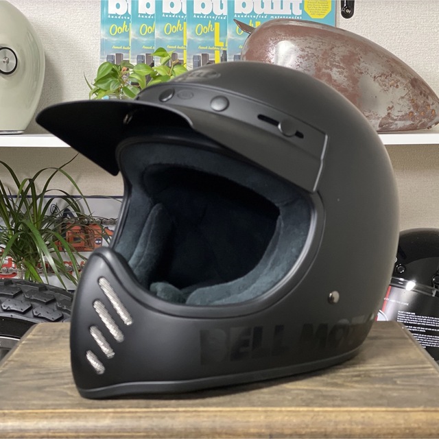 BELL(ベル)の新品☆US BELL moto-3 ベル モト3 復刻版 マットブラック/M 自動車/バイクのバイク(ヘルメット/シールド)の商品写真