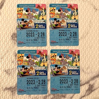 ディズニー(Disney)のディズニーリゾートライン　2days PASS 大人4枚セット(遊園地/テーマパーク)