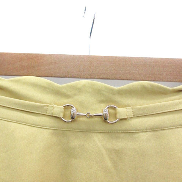 MAJESTIC LEGON(マジェスティックレゴン)のマジェスティックレゴン フレアスカート ミモレ丈 M イエロー 黄色 レディースのスカート(ひざ丈スカート)の商品写真