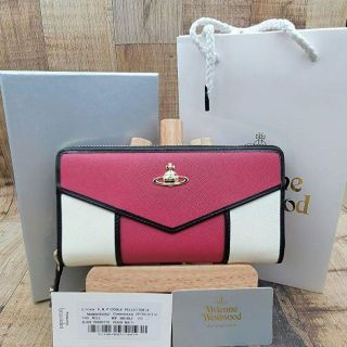 ✨新品 翌日発送✨ヴィヴィアンウエストウッド 長財布 55VV317