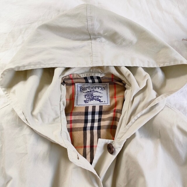 BURBERRY(バーバリー)のハーブティーのお風呂屋さん専用 レディースのジャケット/アウター(トレンチコート)の商品写真