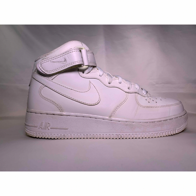 NIKE(ナイキ)のNIKE AIR FORCE 1 MID WMNS WHITE 24.5cm レディースの靴/シューズ(スニーカー)の商品写真