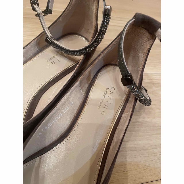 TOMORROWLAND(トゥモローランド)のcarino パンプス　美品 レディースの靴/シューズ(ハイヒール/パンプス)の商品写真