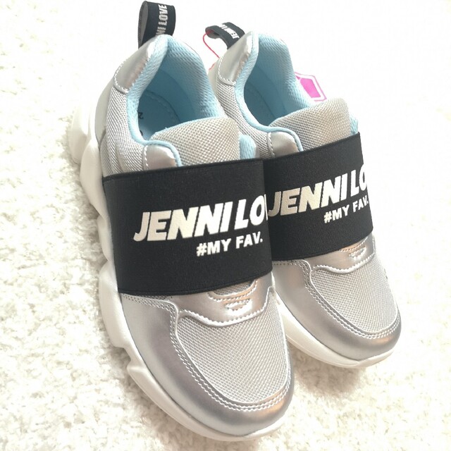 JENNI(ジェニィ)のジェニィ ラブ スニーカー 20cm キッズ/ベビー/マタニティのキッズ靴/シューズ(15cm~)(スニーカー)の商品写真