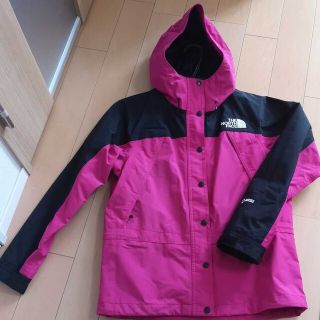 ザノースフェイス(THE NORTH FACE)の美品!  ノースフェイス(ナイロンジャケット)