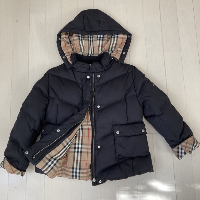 BURBERRY(バーバリー)のえりか様専用 キッズ/ベビー/マタニティのキッズ服女の子用(90cm~)(コート)の商品写真