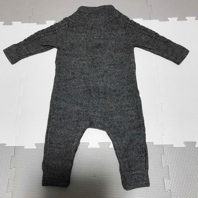 babyGAP(ベビーギャップ)のbabyGAP ニットロンパース キッズ/ベビー/マタニティのベビー服(~85cm)(ロンパース)の商品写真