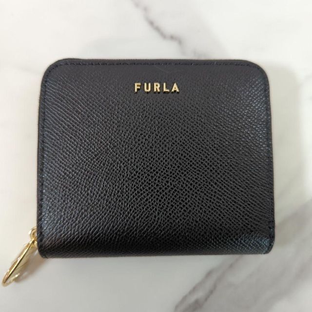 【新品】FURLAフルラ　ラウンドジップ　二つ折り財布　ブラック