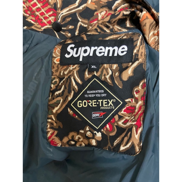 Supreme(シュプリーム)のSupreme Gore-Tex Court Jacket Flower XL メンズのジャケット/アウター(マウンテンパーカー)の商品写真