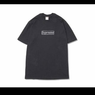 シュプリーム(Supreme)のSupreme KAWS Chalk Logo Tee Black XL(Tシャツ/カットソー(半袖/袖なし))