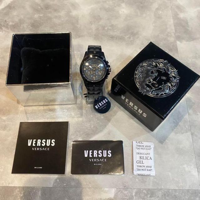 新品Versus Versace/ヴェルサス ヴェルサーチ メンズ腕時計ブラック