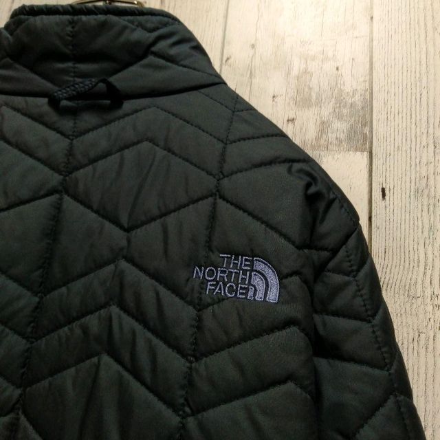 THE NORTH FACE(ザノースフェイス)の【美品】ノースフェイス　キルティングジャケット　ネイビー　レディースM レディースのジャケット/アウター(ダウンジャケット)の商品写真