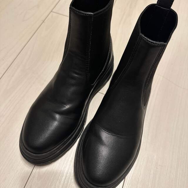 BLACK by moussy(ブラックバイマウジー)のBLACK BY MOUSSY サイドゴアブーツ レディースの靴/シューズ(ブーツ)の商品写真