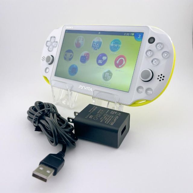 大量購入 ソフト付 PSVITA ライムグリーン/ホワイト PCH-2000 ZA13