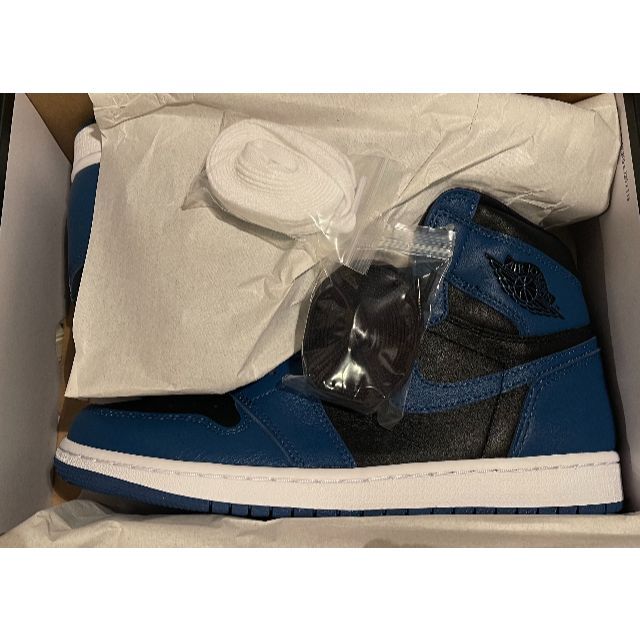 NIKE AIR JORDAN 1 HIGH OG Marina Blue 4