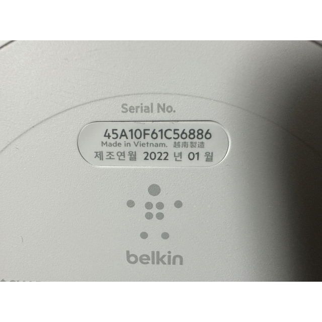 Belkin 2 in 1 MagSafe充電器　 スマホ/家電/カメラのスマートフォン/携帯電話(バッテリー/充電器)の商品写真