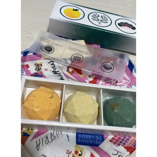 ラッシュ(LUSH)のLUSH バスボム　冬の一服(入浴剤/バスソルト)