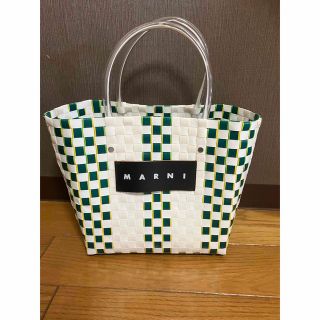 新品MARNI マルニフラワーカフェ　ジャージーハンドル　かごバッグ　アイボリー