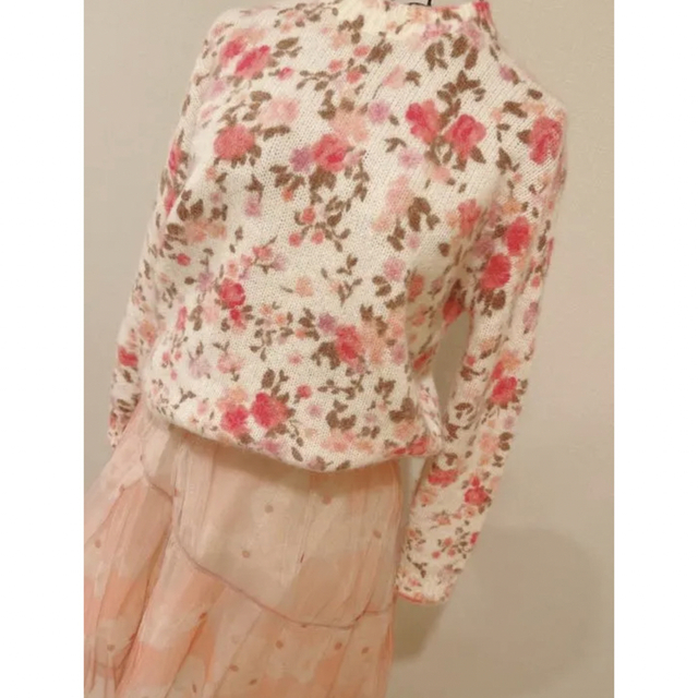 レディースParis 購入。フランスブランド　sezane キッドモヘア　花柄　ニット