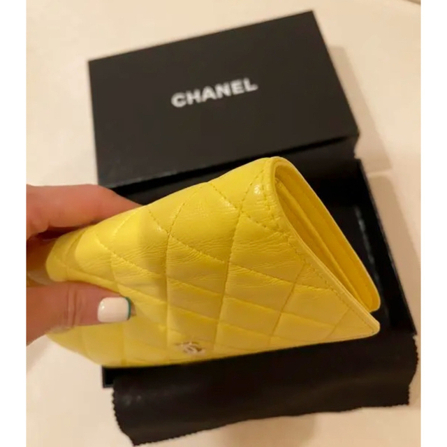 CHANEL(シャネル)のCHANEL マトラッセ　ラムスキン　長財布 レディースのファッション小物(財布)の商品写真