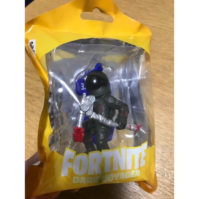 新品 フォートナイトフィギュア キーホルダー DARK VOYAGER グッズ | フリマアプリ ラクマ