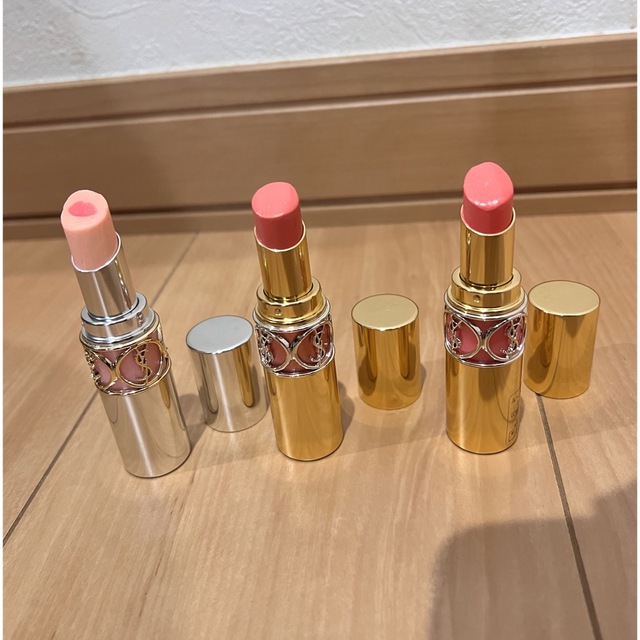 Yves Saint Laurent(イヴサンローラン)のイヴサンローラン リップ3点セット コスメ/美容のベースメイク/化粧品(リップグロス)の商品写真