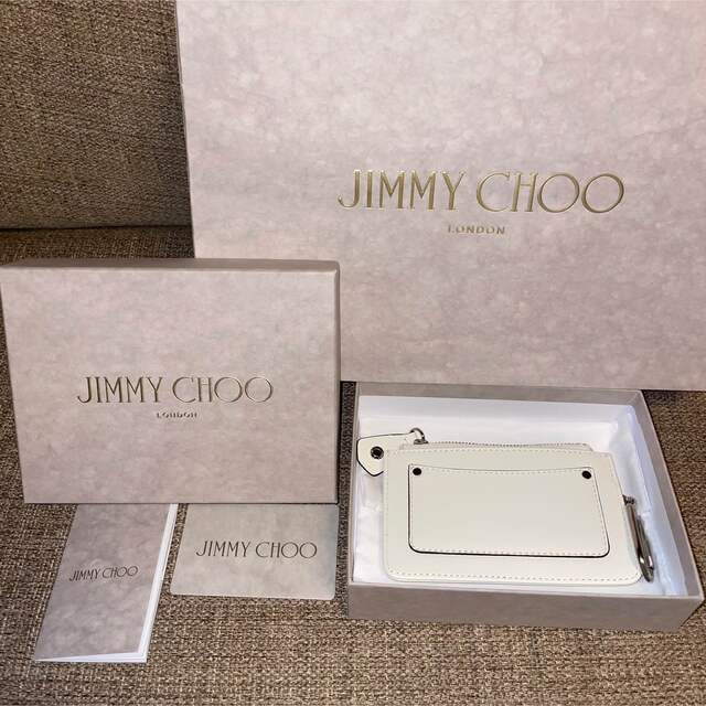 JIMMY CHOO(ジミーチュウ)のJIMMY CHOO ジミーチュウ　キーリング付きカードケース　新品未使用 レディースのファッション小物(名刺入れ/定期入れ)の商品写真