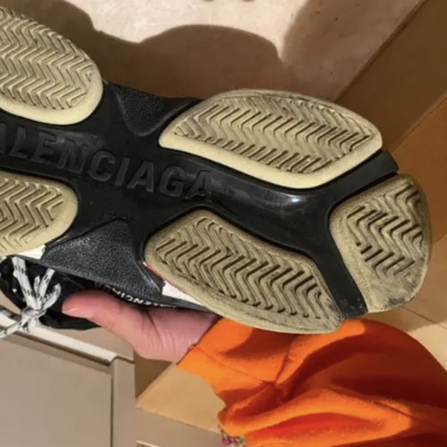 Balenciaga(バレンシアガ)のBALENCIAGA  バレンシアガ triple s  トリプルエス メンズの靴/シューズ(スニーカー)の商品写真