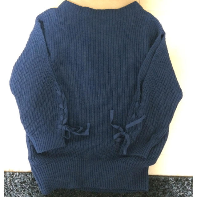 Rirandture(リランドチュール)の送料無料！大人気 リランドチュール 七分袖 ショルダーオープンセーター 紺色 M レディースのトップス(ニット/セーター)の商品写真