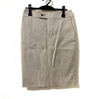 グッチ スカートの通販 600点以上 | Gucciのレディースを買うならラクマ