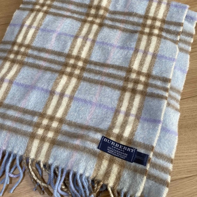 BURBERRY(バーバリー)のBurberry バーバリー　マフラー レディースのファッション小物(マフラー/ショール)の商品写真