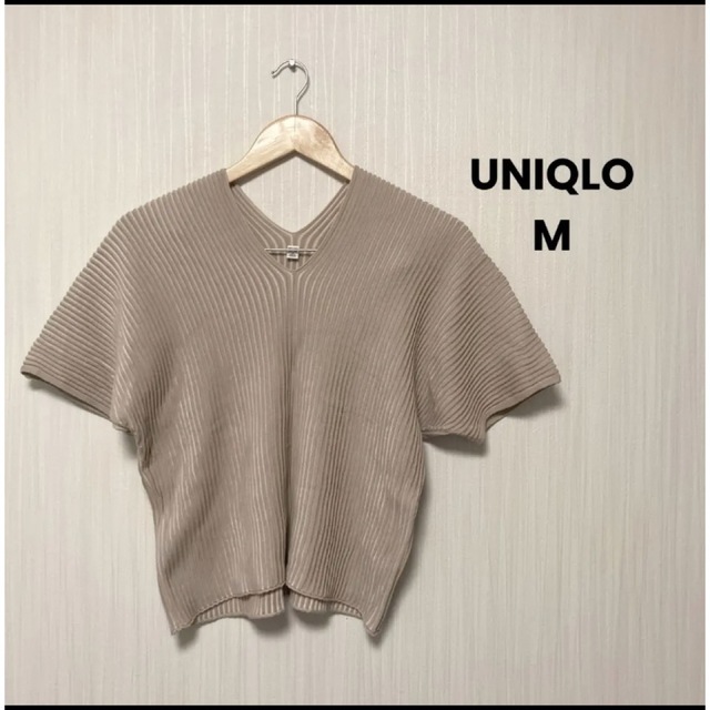 UNIQLO(ユニクロ)の✨ユニクロ✨　3D コットンプリーツ　Vネックセーター レディースのトップス(ニット/セーター)の商品写真