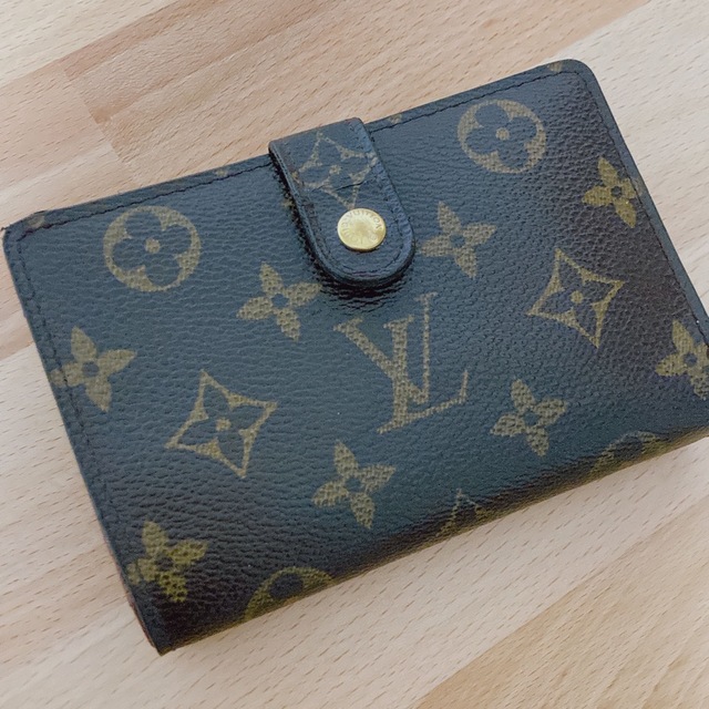 LOUIS VUITTON ルイヴィトン がま口 二つ折り財布 ポルトフォイユ