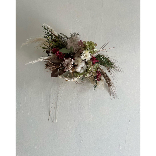 プロテアとピンクペッパーのお正月飾り ハンドメイドのフラワー/ガーデン(リース)の商品写真