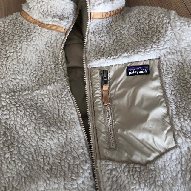 patagonia(パタゴニア)のpatagonia   キッズ・リバーシブル・レディ・フレディ・フーディ レディースのジャケット/アウター(ブルゾン)の商品写真