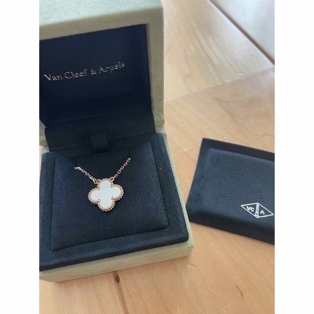 無料配達 Van アルハンブラ ヴィンテージ Arpels & Cleef 【新品未使用