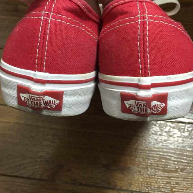 VANS(ヴァンズ)のVANS Authentic RED レディースの靴/シューズ(スニーカー)の商品写真