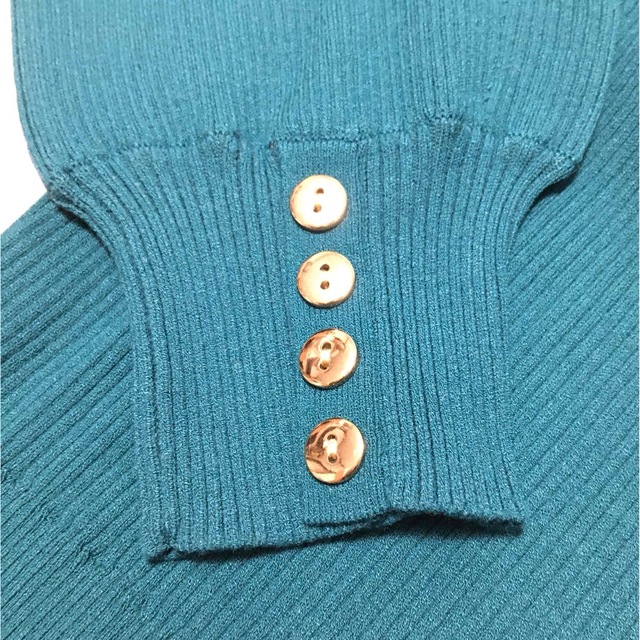 PLST(プラステ)の袖口金ボタンニット レディースのトップス(ニット/セーター)の商品写真