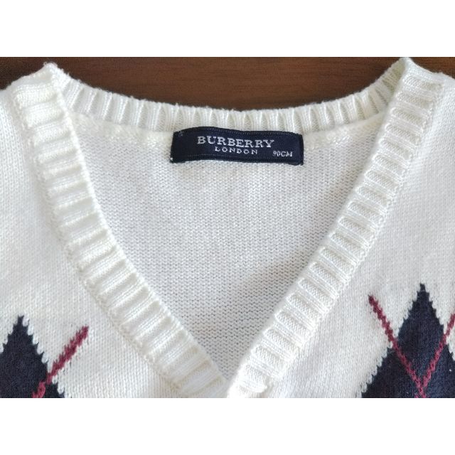 BURBERRY(バーバリー)の【値下げ！】バーバリー　ベスト　90cm キッズ/ベビー/マタニティのキッズ服男の子用(90cm~)(カーディガン)の商品写真