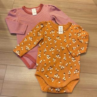 プチバトー(PETIT BATEAU)の4枚セット　75〜80cm 英国メーカー　上質コットン　長袖ロンパース　女の子(ロンパース)