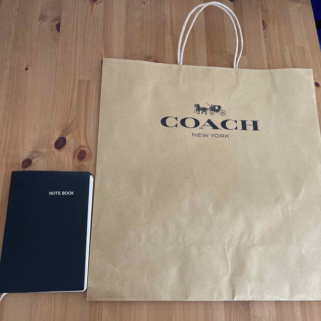 COACH(コーチ)のCOACH 紙袋 レディースのバッグ(ショップ袋)の商品写真