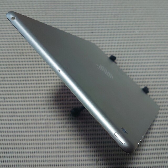 完動品iPad Air(A1474)本体32GBグレイWi-Fiモデル送料込 【限定セール