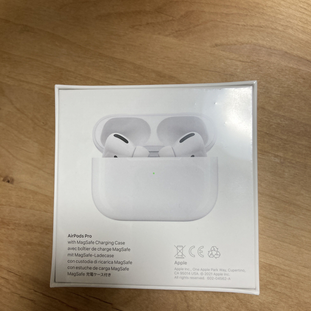 AirPods Pro MLWK3J/A【新品未開封】APPLEメーカー型番