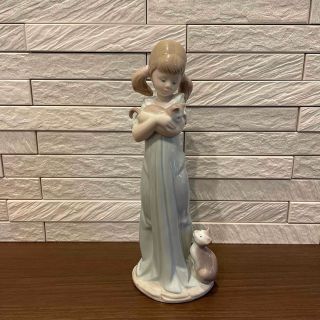 リヤドロ LLADRO No.5743 『私のことも忘れないで』 女の子 猫 (置物)