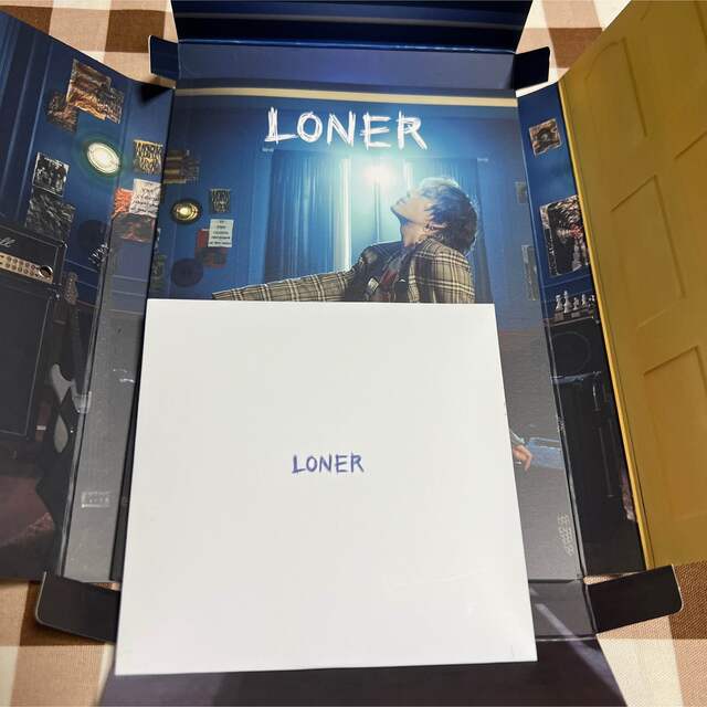 ヨンジュンヒョン CD LONER 新品未使用品  ジュニョ ヨンジュニョン エンタメ/ホビーのCD(K-POP/アジア)の商品写真