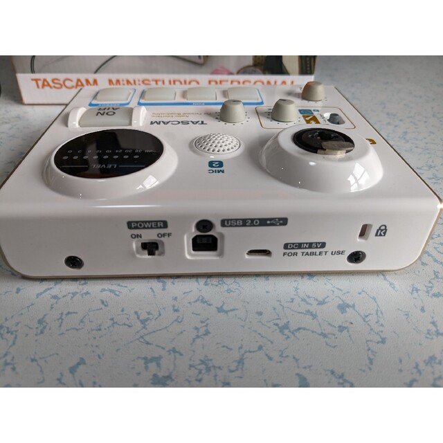 TASCAM MiNi STUDIO US-32 インターフェイス 3
