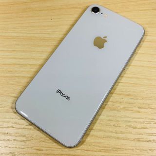 アップル(Apple)のﾊﾞｯﾃﾘｰ100％ SIMﾌﾘｰ iPhone8 64GB P122(スマートフォン本体)