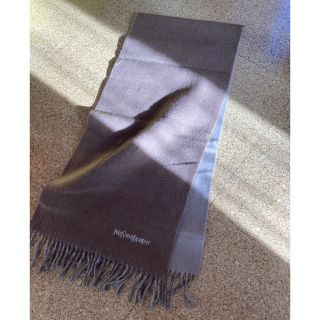 SAINT LAURENT(マフラー/ショール)のフリマアイテム一覧 SAINT LAURENT(マフラー/ショール)のフリマアイテム一覧